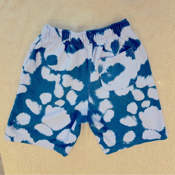 NIKE boys size L (12/14) athletic activewear fleece shorts. EUC - Picture 2 of 5